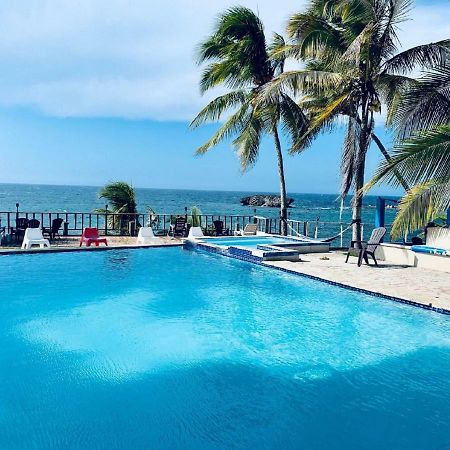 Ventana Al Atlantico At Arecibo 681 Ocean Drive Daire Islote Dış mekan fotoğraf
